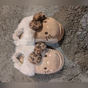 Hello Kitty leopard Bow Mocha Color Slippers